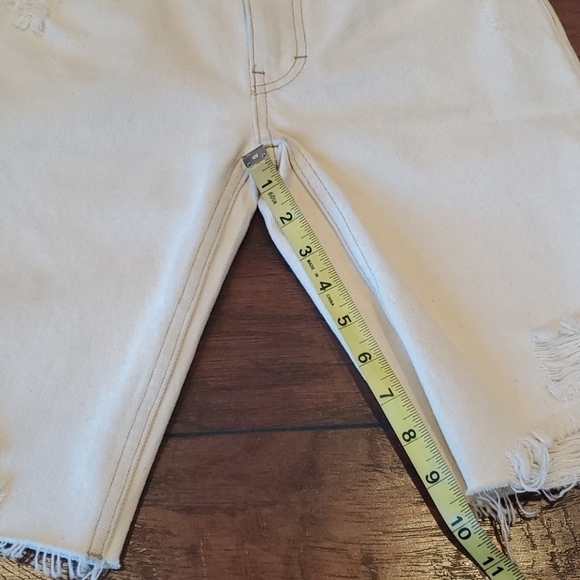 NWOT Free People Cutoff Denim Shorts - Picture 10 of 12